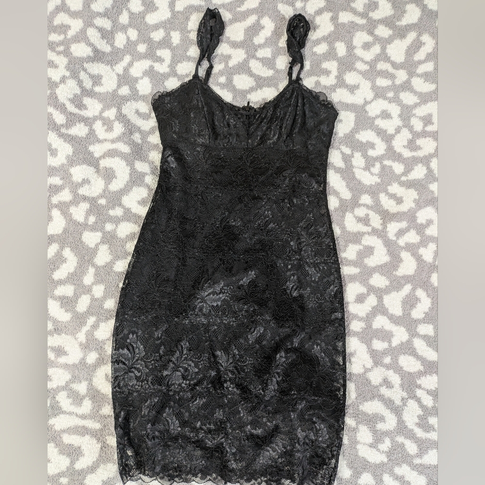Guess Elegant Black Lace Dress